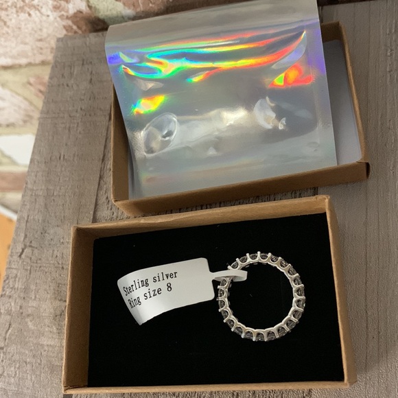 NWT- Moissanite 925 Silver Infinity Ring Size 8- Retails $550